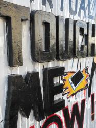 TOUCH ME NOW ! (2014)